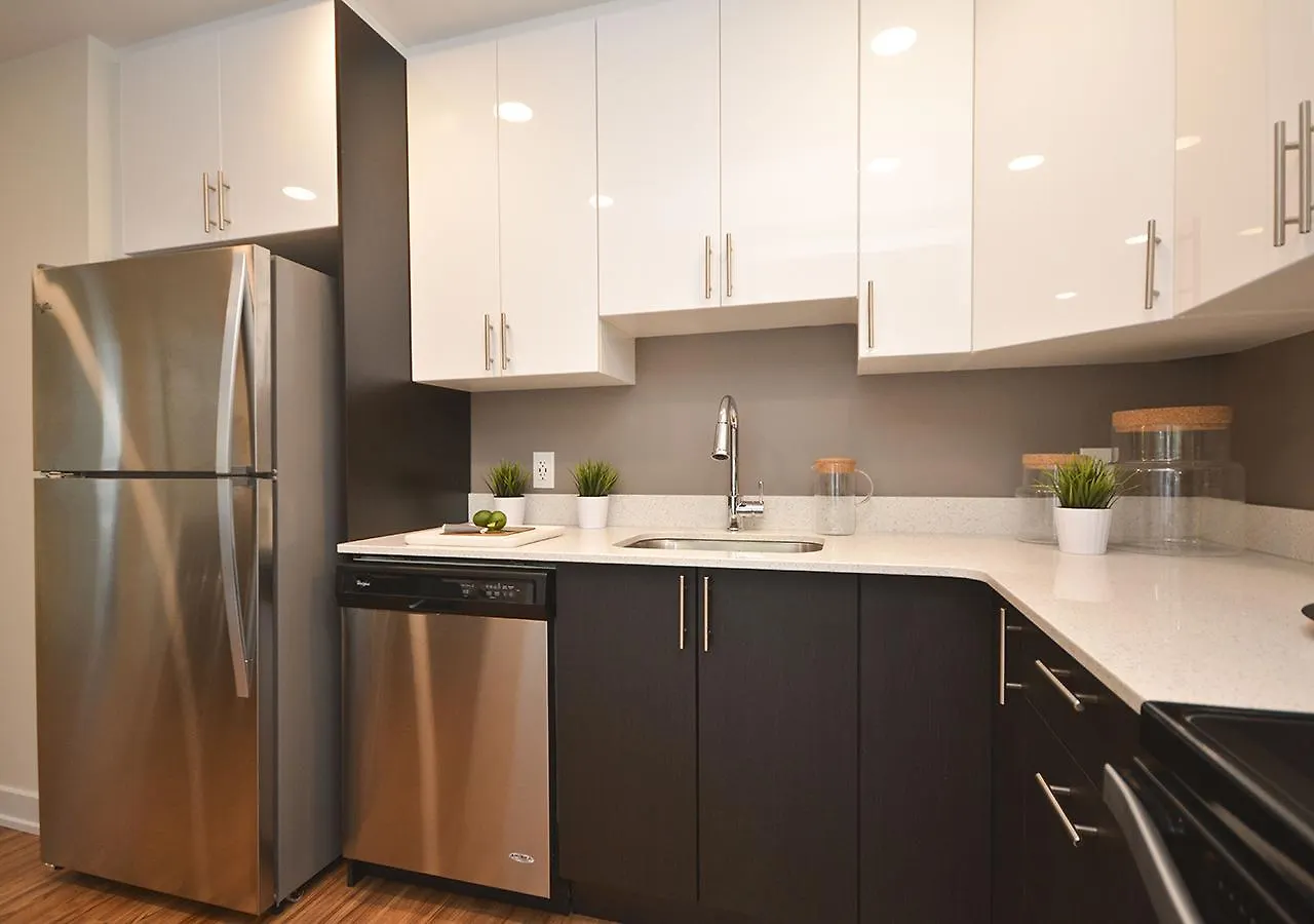 **** Aparthotel Liv Extended Stay Ottawa Canada