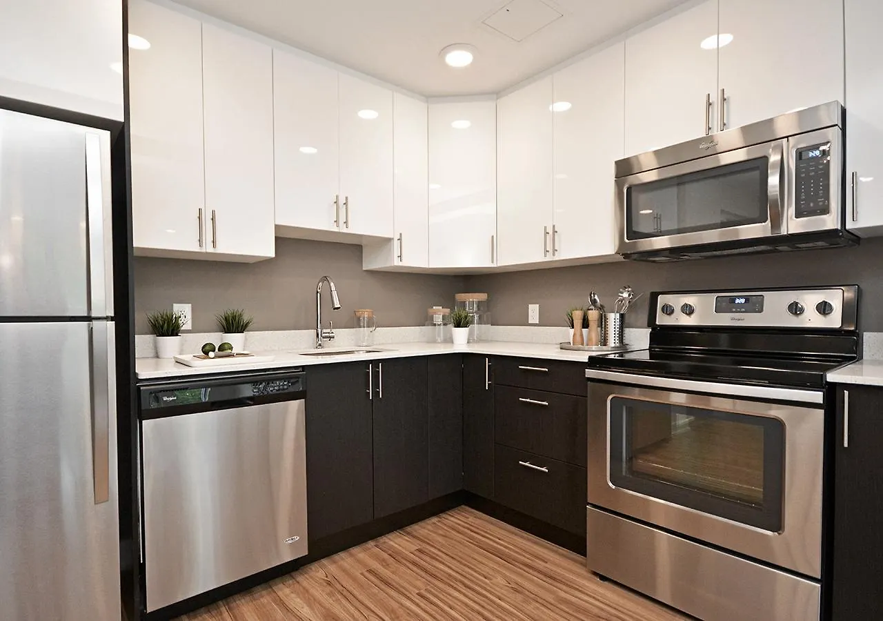 LIV Extended Stay Ottawa Aparthotel